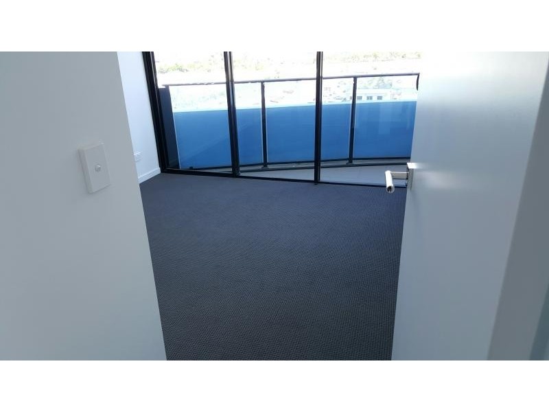 @/5 Harbour Side Court, Biggera Waters QLD 4216