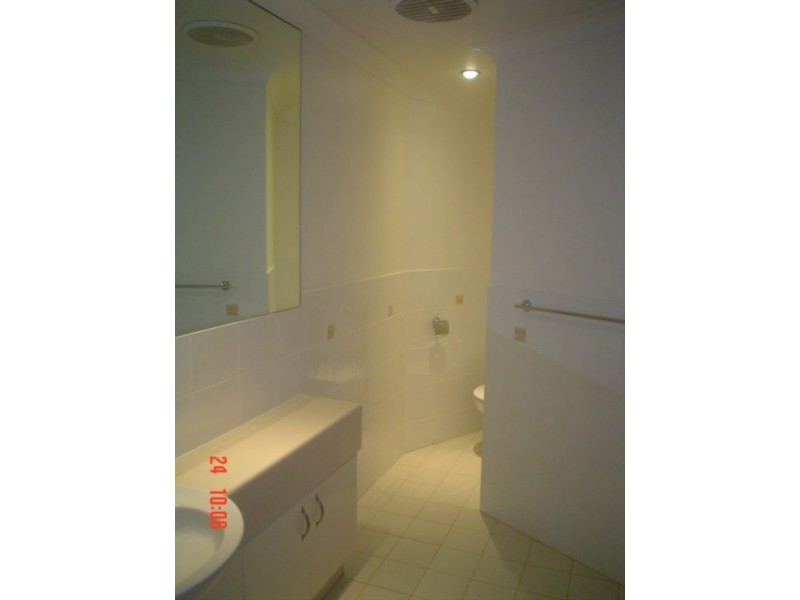41/81 Boykambil Esp Nth, Hope Island QLD 4212