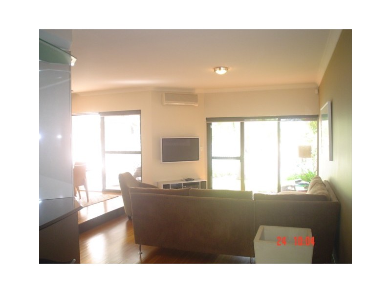 41/81 Boykambil Esp Nth, Hope Island QLD 4212