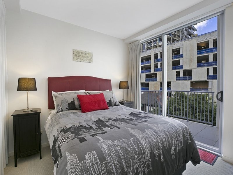 12/15 Walsh St, Milton QLD 4064