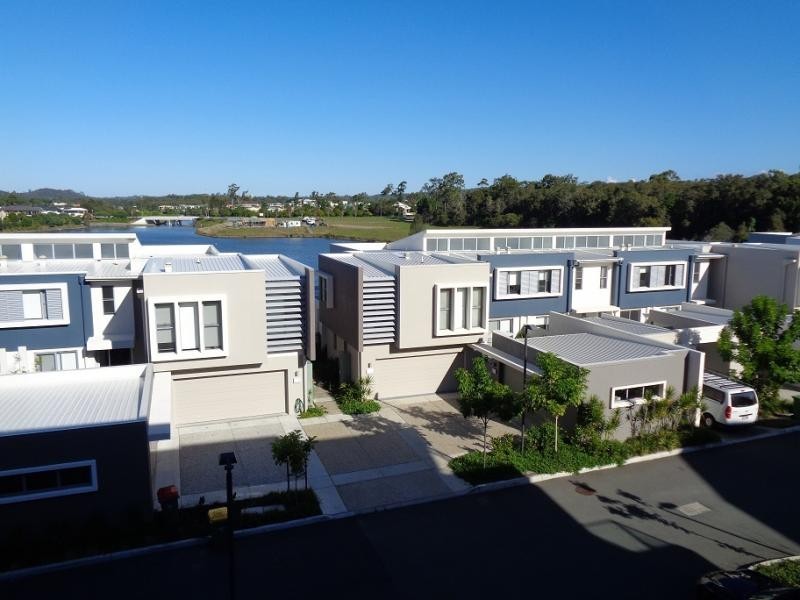 213/29-49 Varsity Parade, Varsity Lakes QLD 4227