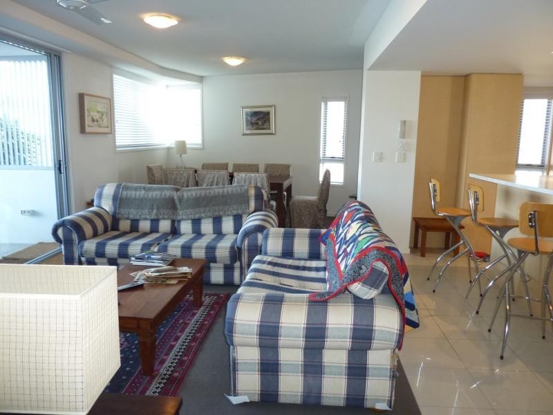 24/51 Grand Parade, Kawana Island QLD 4575