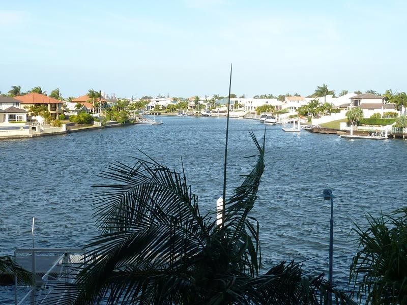 24/51 Grand Parade, Kawana Island QLD 4575