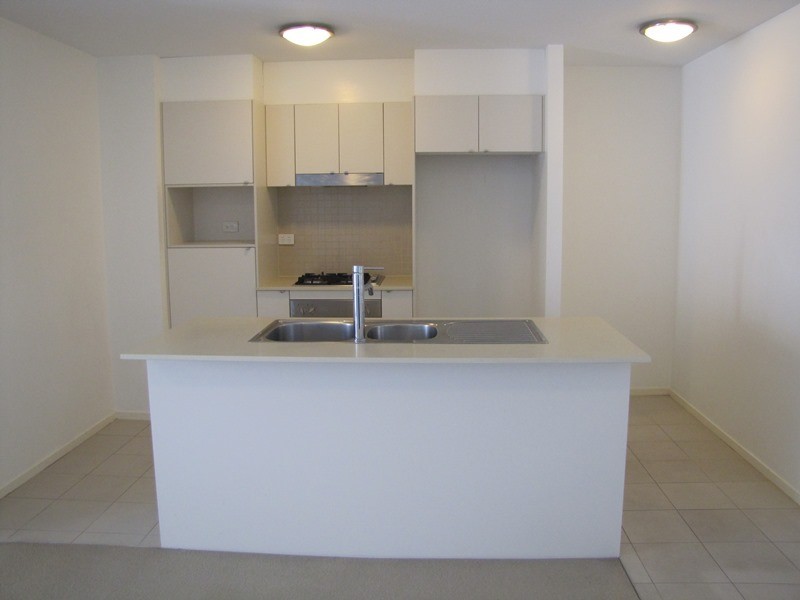 319/23 Playfield Street, Chermside QLD 4032