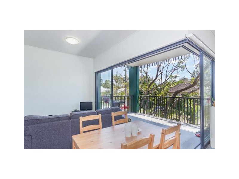 5/2-4 Garden Tce, Newmarket QLD 4051