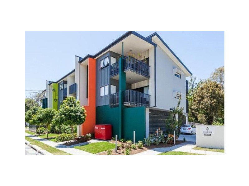 5/2-4 Garden Tce, Newmarket QLD 4051