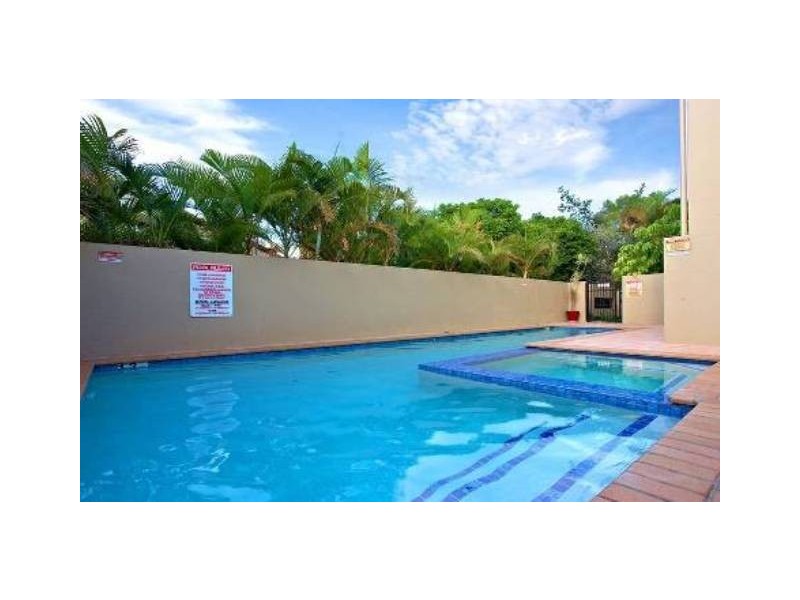 15/4 Mawarra Street, Palm Beach QLD 4221