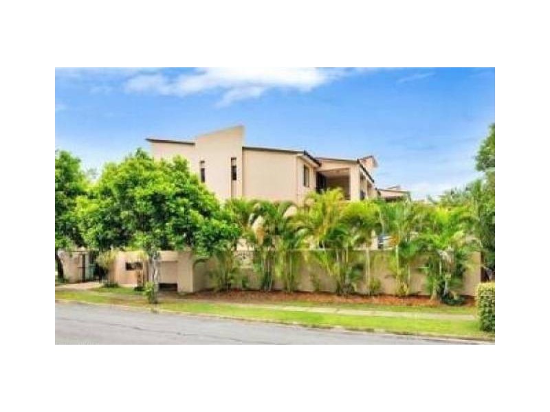 15/4 Mawarra Street, Palm Beach QLD 4221