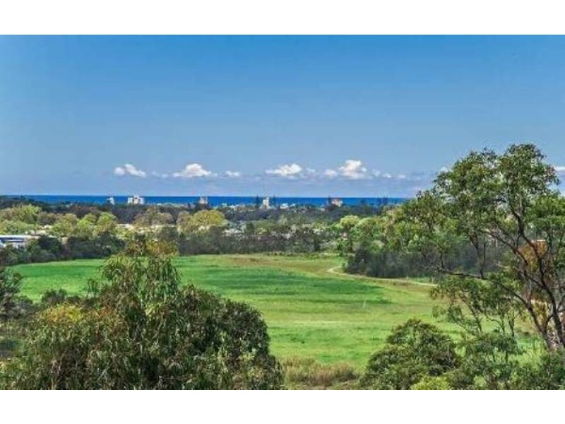 53 Sky Royal Terrace, Burleigh Heads QLD 4220