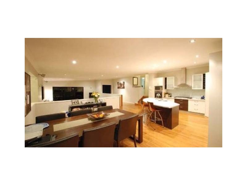 53 Sky Royal Terrace, Burleigh Heads QLD 4220