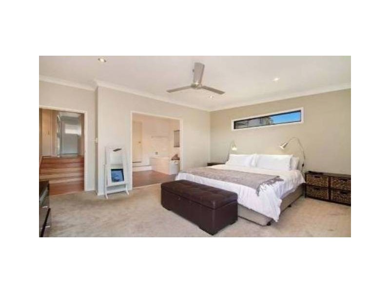 53 Sky Royal Terrace, Burleigh Heads QLD 4220