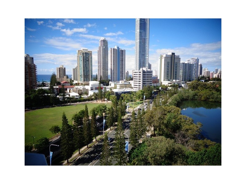 1111/70 REMEMBRANCE DVE, Surfers Paradise QLD 4217