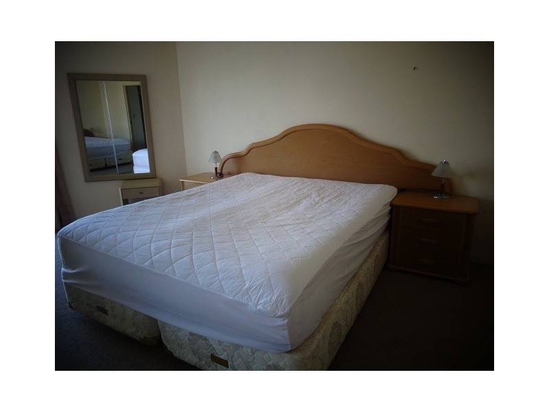 1111/70 REMEMBRANCE DVE, Surfers Paradise QLD 4217