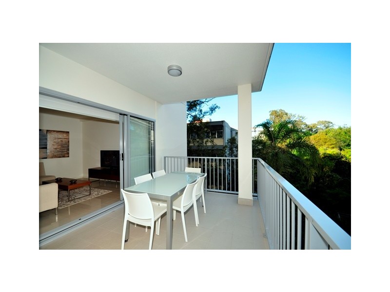 203/23 Robinson Place, Kelvin Grove QLD 4059