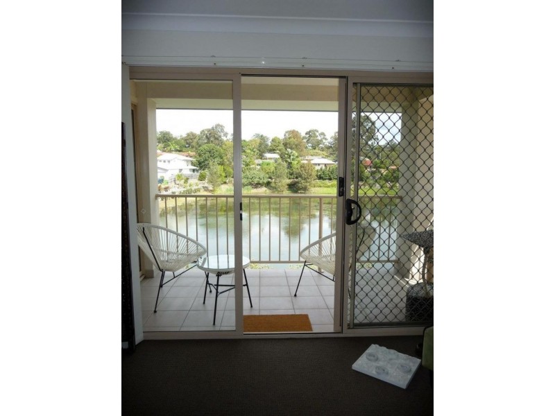 Varsity Lakes QLD 4227