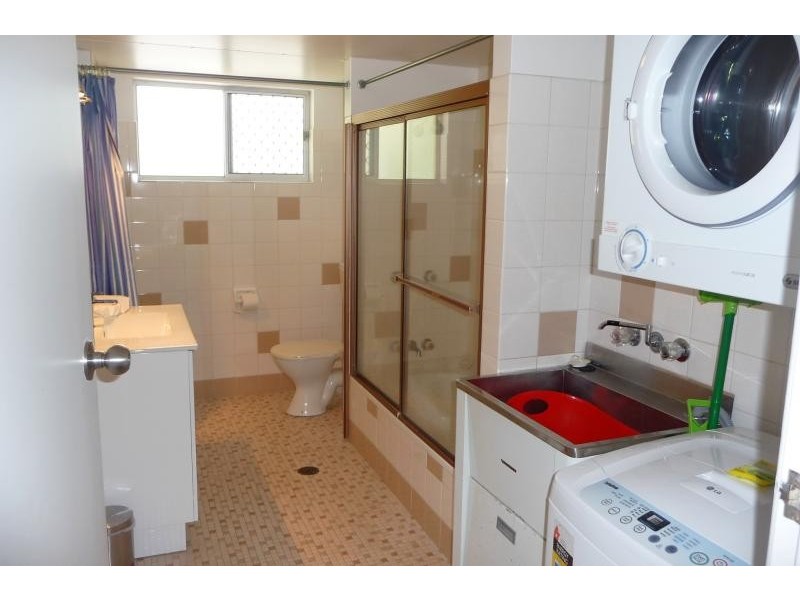 23/12 Goodwin Terrace, Burleigh Heads QLD 4220