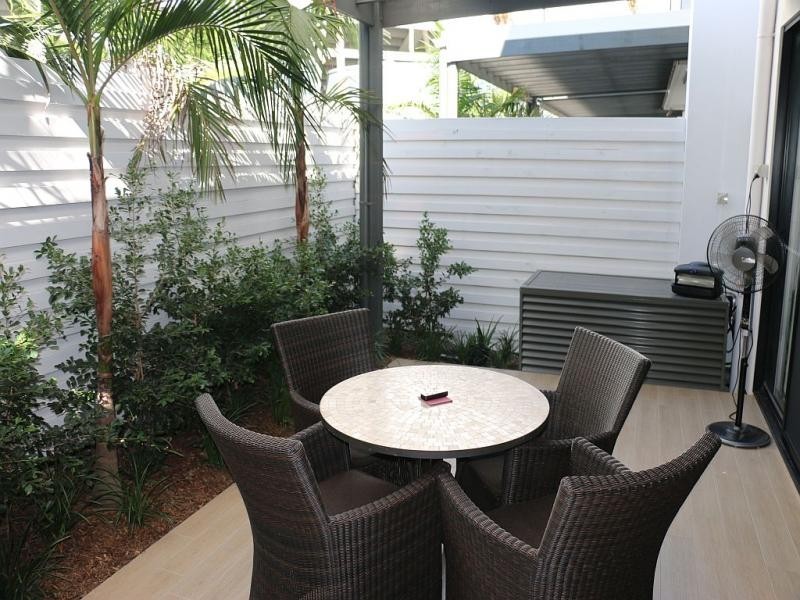 @/42 Stadium Drive, Robina QLD 4226
