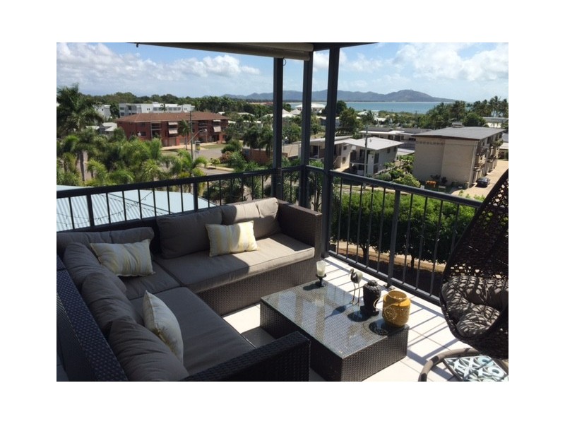 06/34 Bundock St, Townsville City QLD 4810