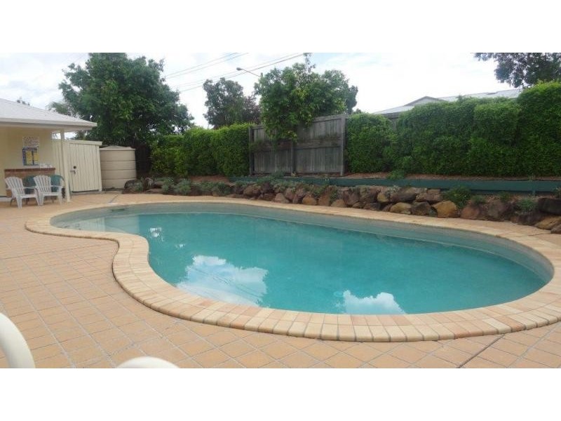 56 Wright Street, Carindale QLD 4152