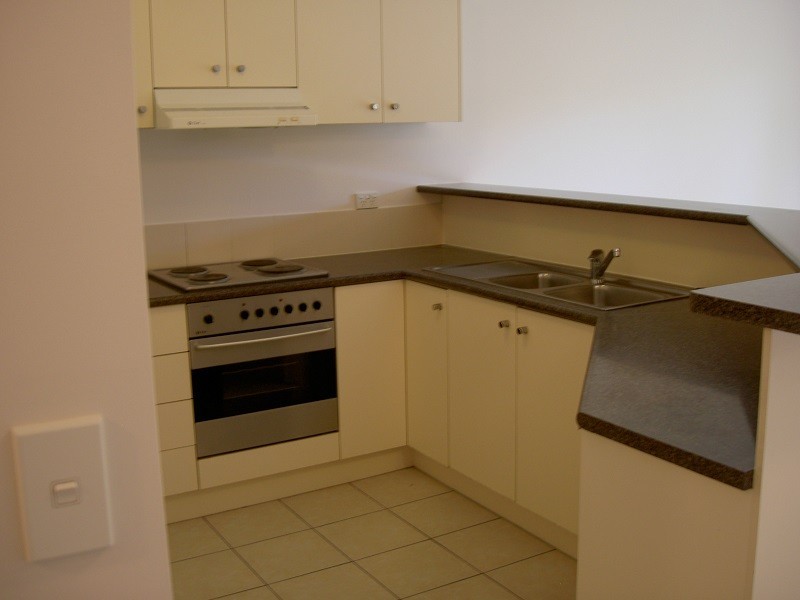 56 Wright Street, Carindale QLD 4152