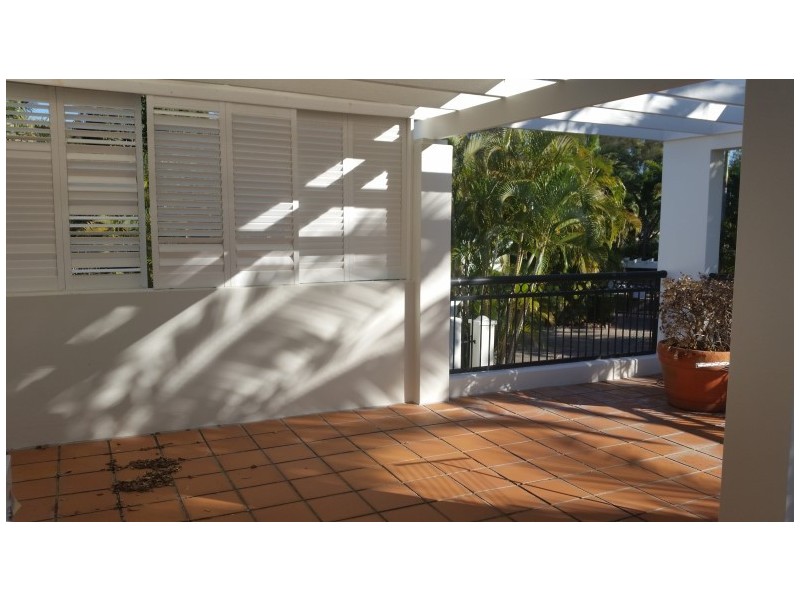 7/100 Cotlew St East, Southport QLD 4215