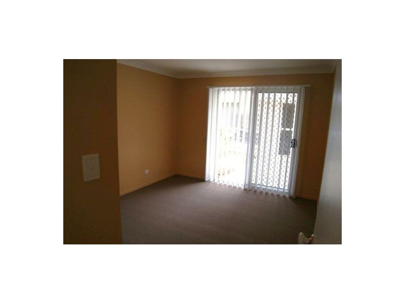 2 Eric Sykes Close, Parkwood QLD 4214
