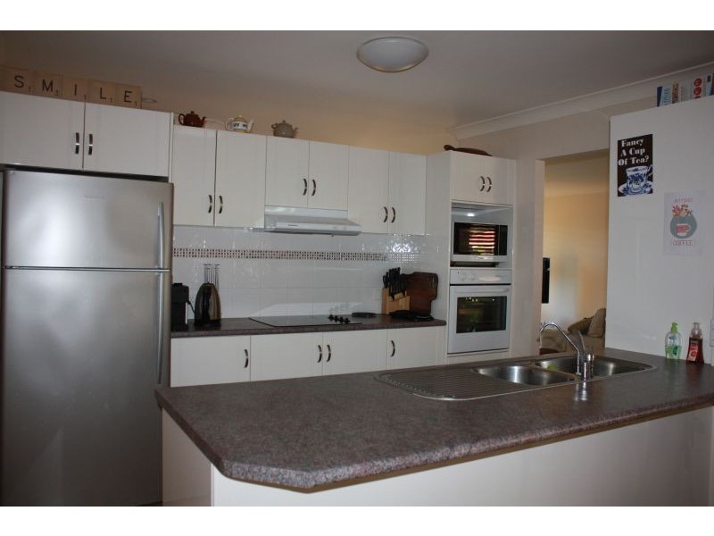 57 Ellis Drive, Mudgeeraba QLD 4213