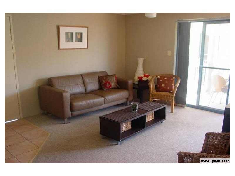 103-105 Frank Street, Labrador QLD 4215