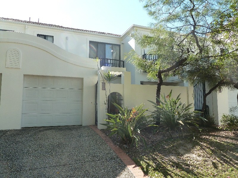 6/22-34 Glenside Drive, Robina QLD 4226