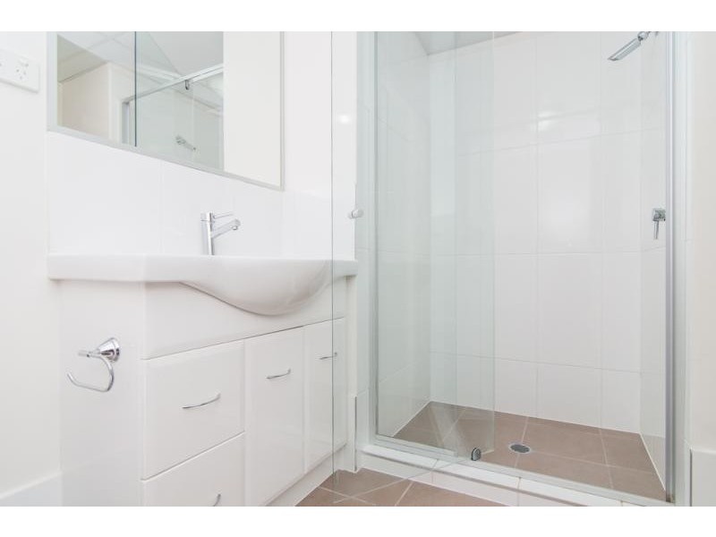 881/51 Playfield Street, Chermside QLD 4032