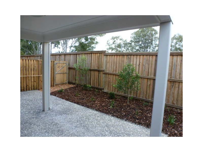 86 Carselgrove Ave, Fitzgibbon QLD 4018