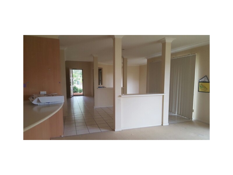 13 Daryl st, Varsity Lakes QLD 4227