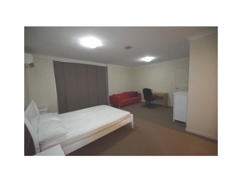 9/803 MAINS STREET, Kangaroo Point QLD 4169