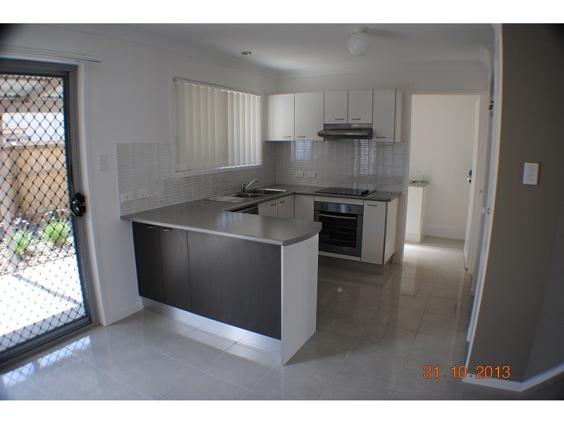 Pacific Pines QLD 4211