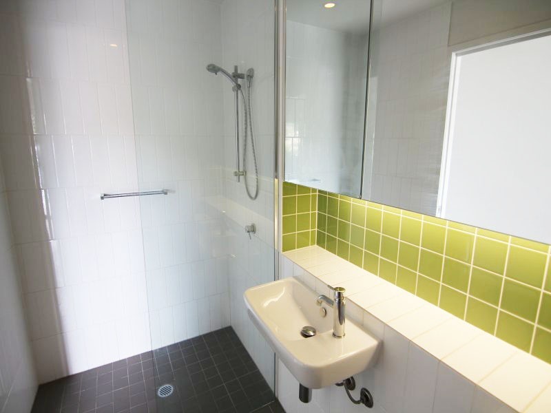 11/2-4 Garden Tce, Newmarket QLD 4051