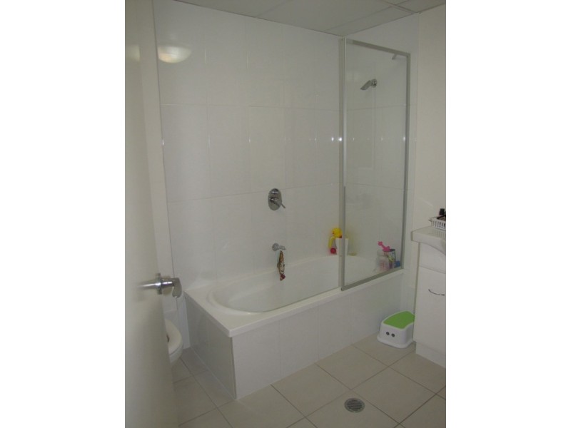 222/51 Playfield Street, Chermside QLD 4032