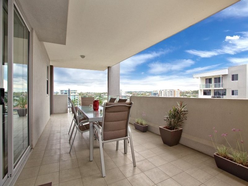 855/23 Playfield Street, Chermside QLD 4032