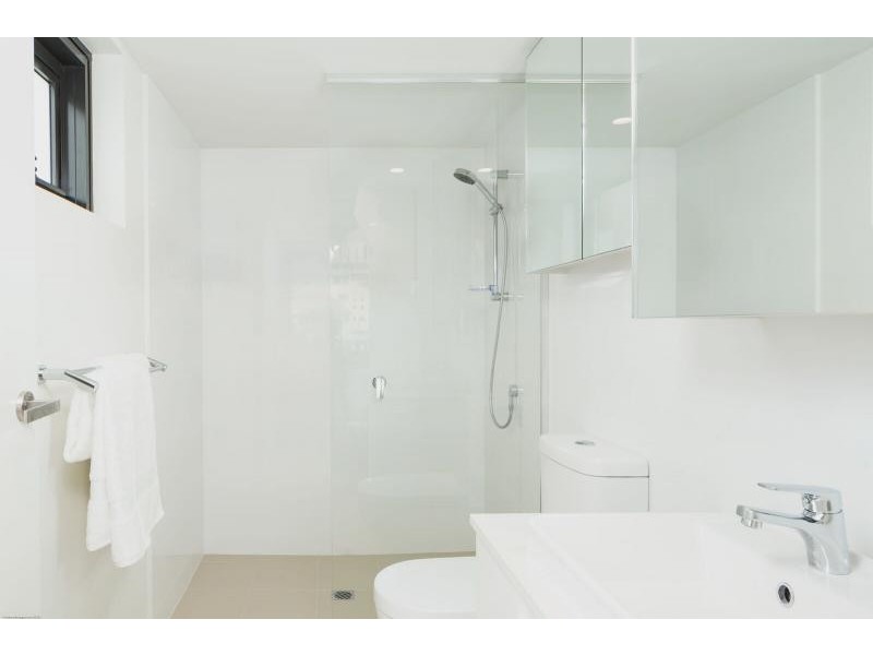 207/11-17 Lytton Road, East Brisbane QLD 4169