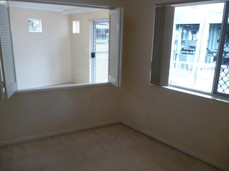 43/38 Lissner Street, Toowong QLD 4066