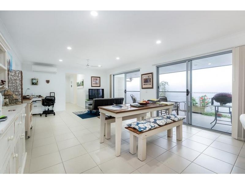 9/15 Dunes Ct, Peregian Springs QLD 4573
