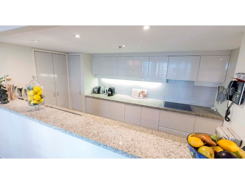 42 Ferry Street, Kangaroo Point QLD 4169