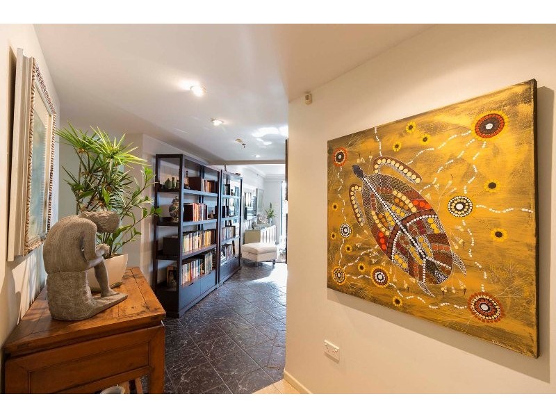 42 Ferry Street, Kangaroo Point QLD 4169