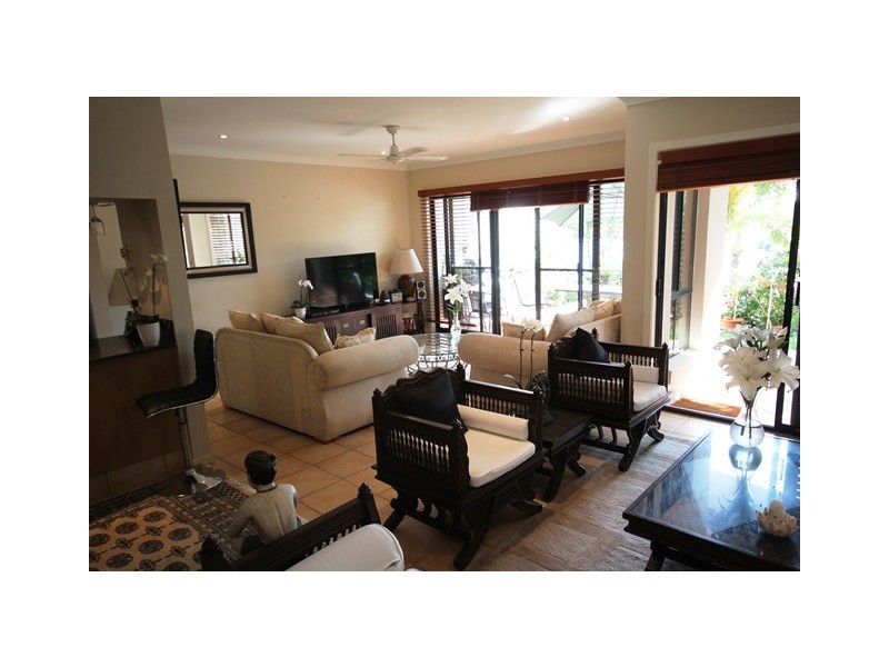 70/117 Palm Meadows Drive, Carrara QLD 4211