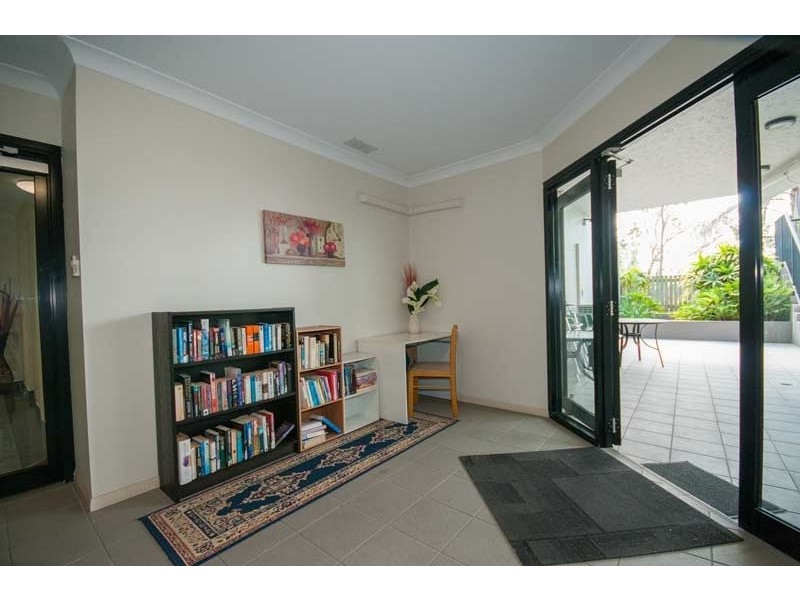 301/15 – 20 Sanders Street, Upper Mount Gravatt QLD 4122