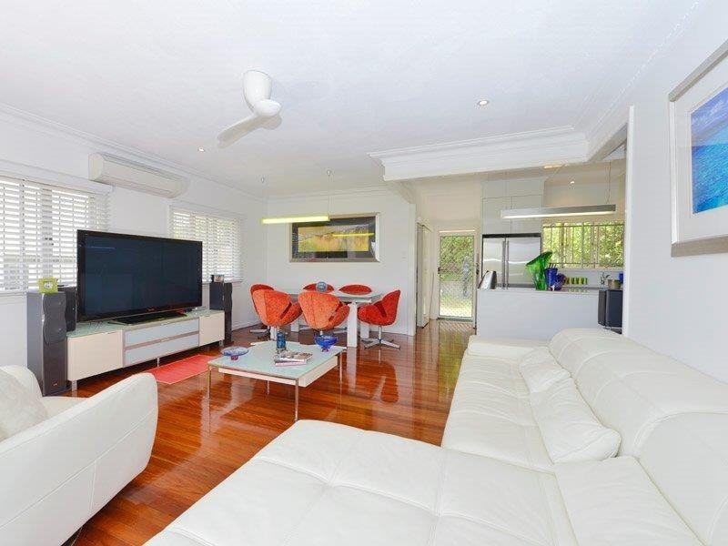 33 Olive Grove, Balmoral QLD 4171