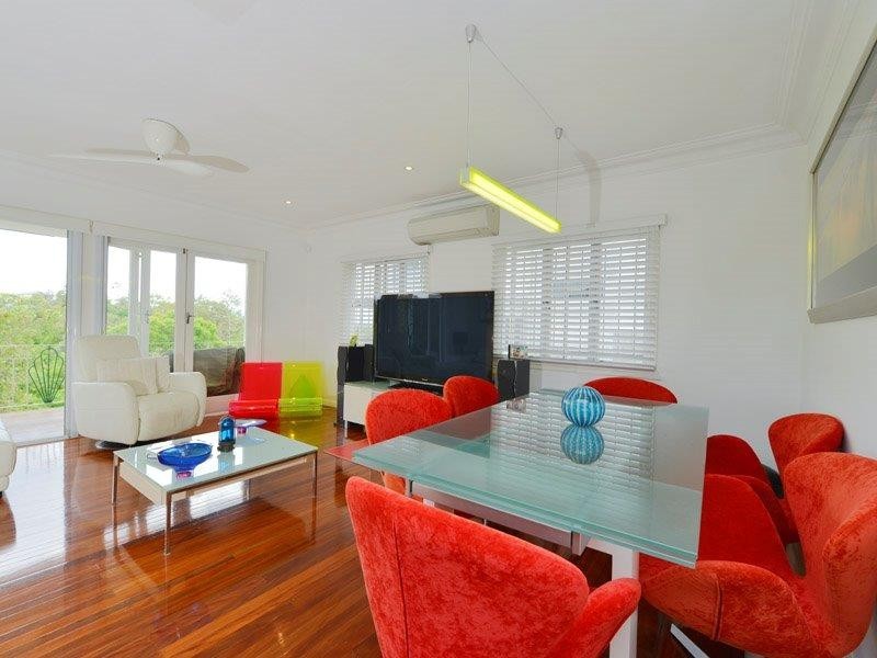 33 Olive Grove, Balmoral QLD 4171