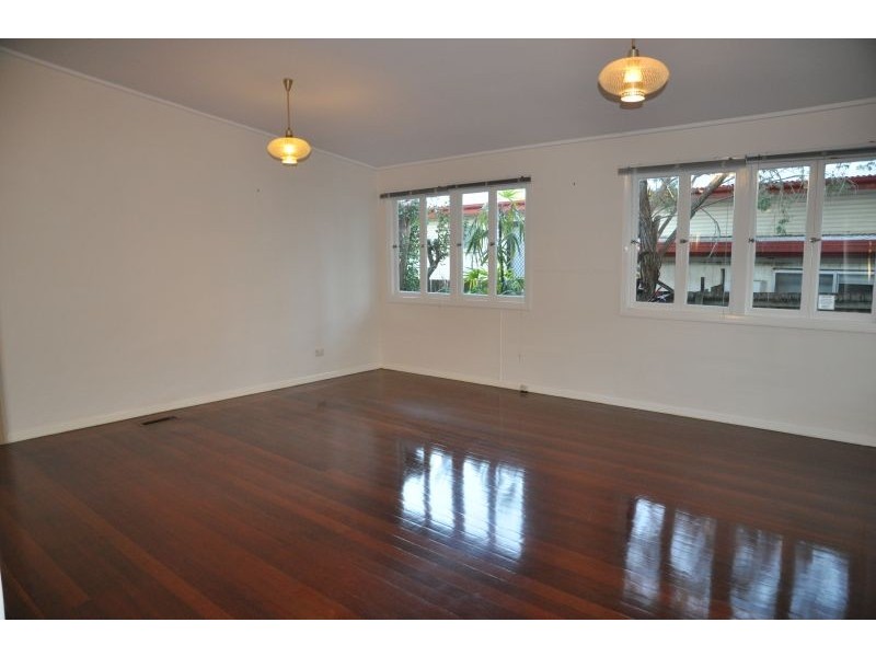 18 Tarrawonga St, Sunnybank QLD 4109