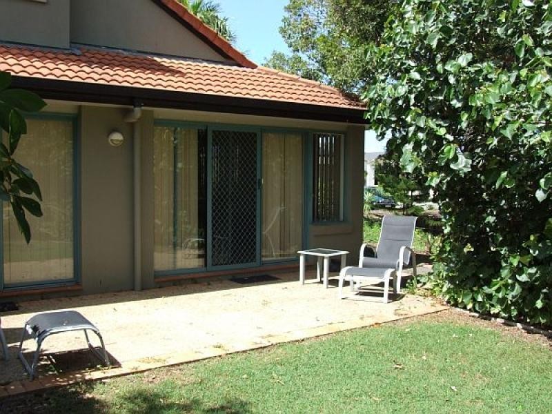 116/19 Santa Barbara Road, Hope Island QLD 4212