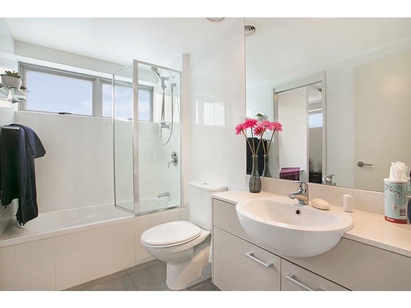 320/51 Hope Street, Spring Hill QLD 4000