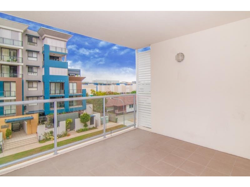 338/51 Playfield Street, Chermside QLD 4032